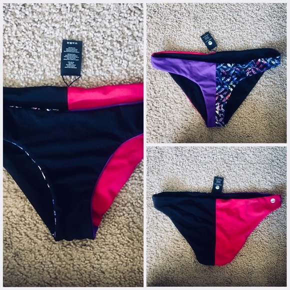 Victoria's Secret Other - Reversible bikini bottoms L